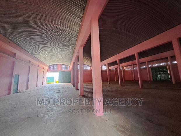 900 SQM Warehouse · Photo 6