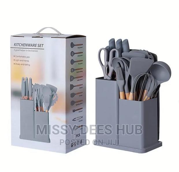 19pcs Silicone Kitchen Set · Photo 2