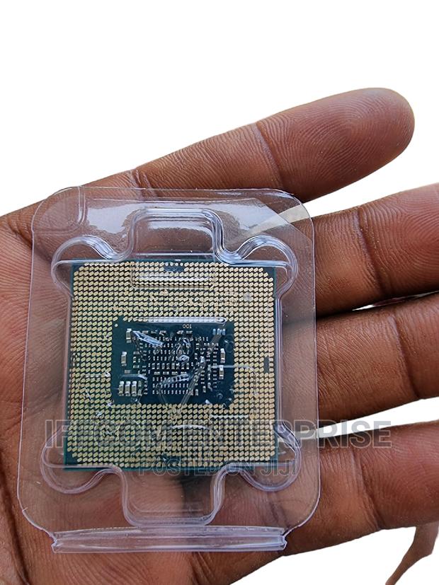 Core I3 9th Gen Processor · Photo 2