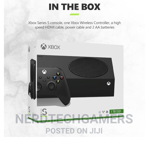 Xbox Series S –512gb SSD All-Digital Gaming Console · Photo 2