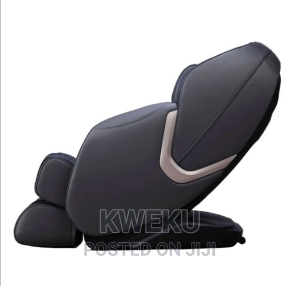 Irest Massage Chair A300 · Photo 4