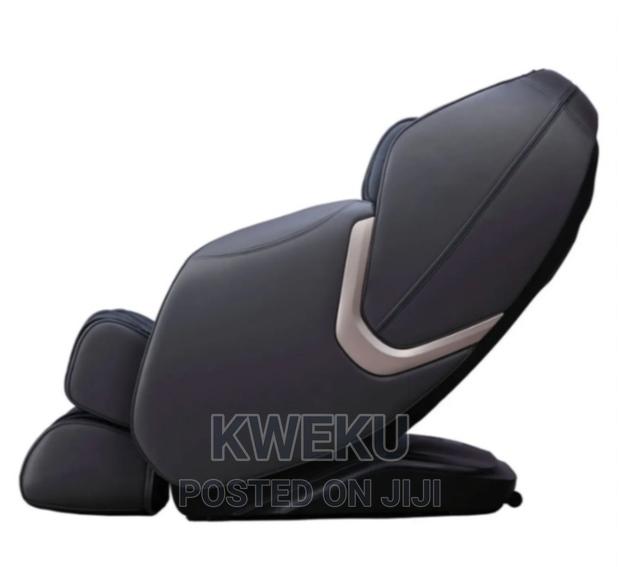 Irest Massage Chair A300 · Photo 2