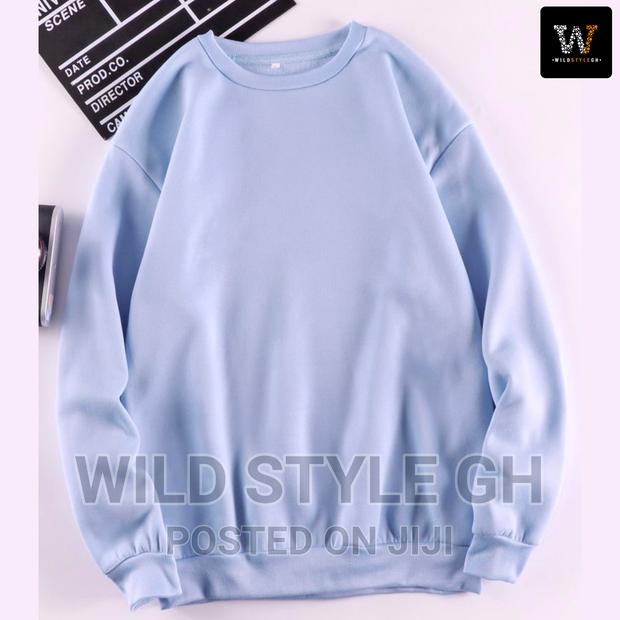 Quality Plain Sweatshirts · Photo 5