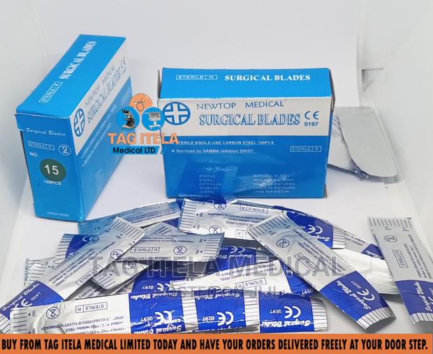 Sterile Surgical Blade · Photo 2