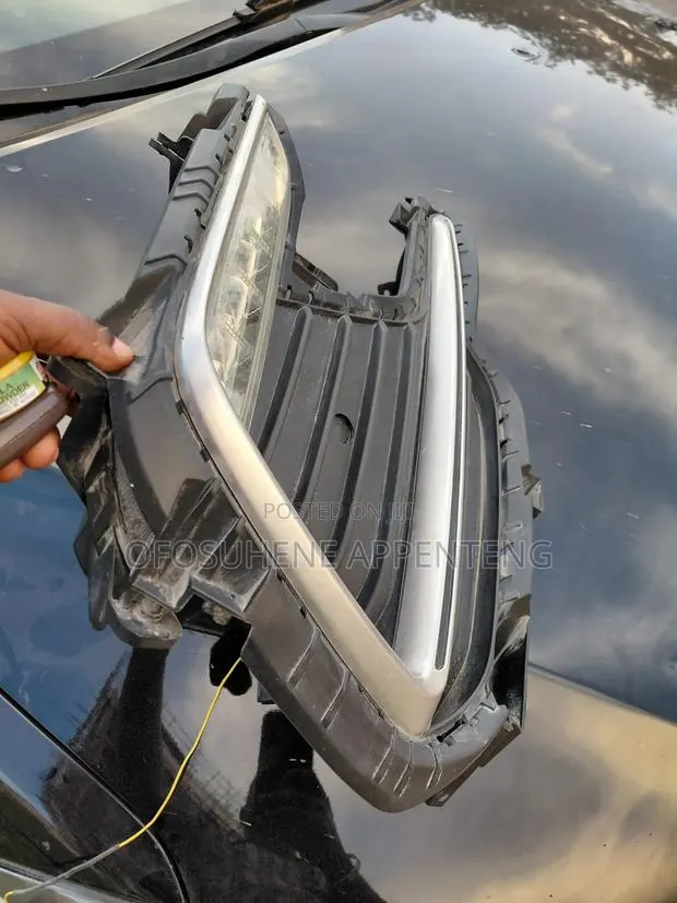 Elantra 2018 Sports Fog Light ( Right/ Passenger Side · Photo 1