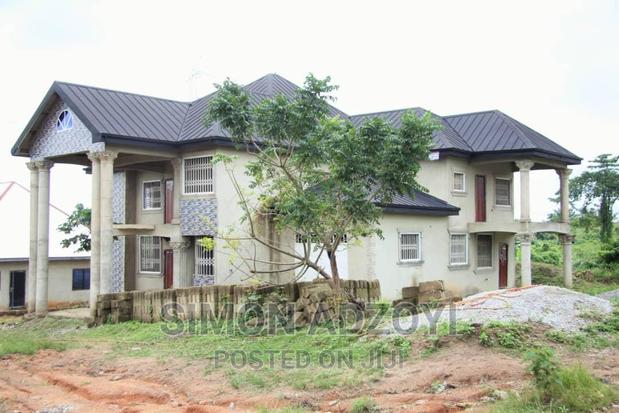 6bdrm House in Adesina, Kumasi Metropolitan for sale · Photo 2