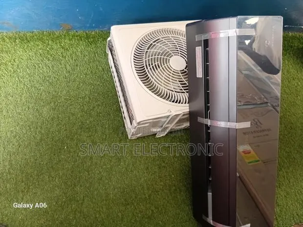 TCL 1.5hp High Performance Mirror Split Ac · Photo 1