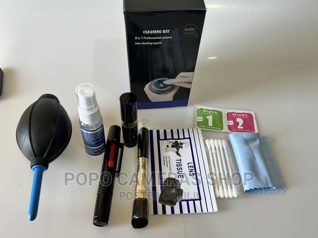 11 in 1 Cleaning Kits · Photo 1