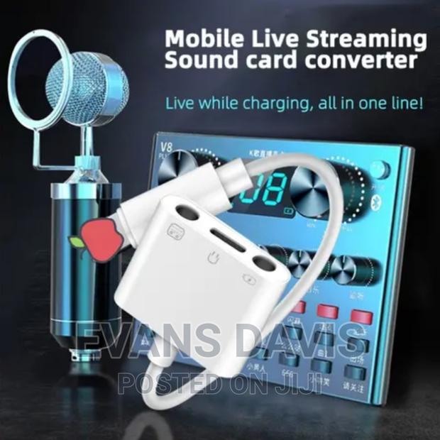 iPhone Livestream Sound Card/ Microphone Converter · Photo 2