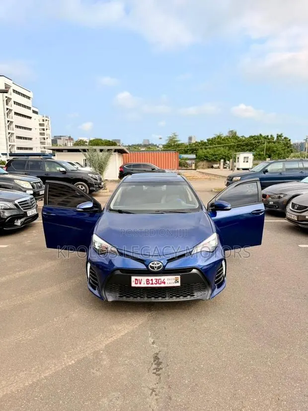 Toyota Corolla S 4dr Sedan (1.8L 4cyl CVT) 2015 Blue · Photo 1