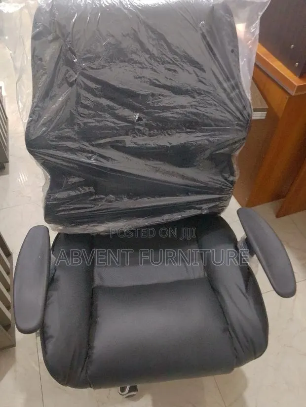 Managers Chair · Photo 1