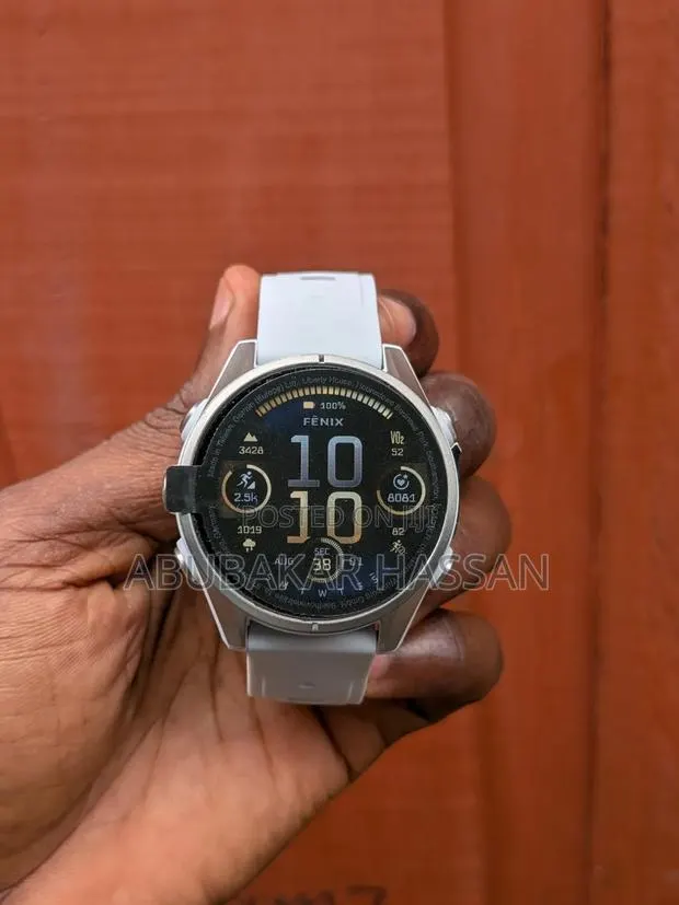 Garmin Fenix 8 43mm · Photo 1