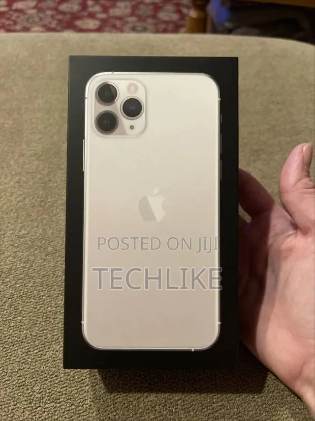 New Apple iPhone 13 Pro 256 GB Gold · Photo 1