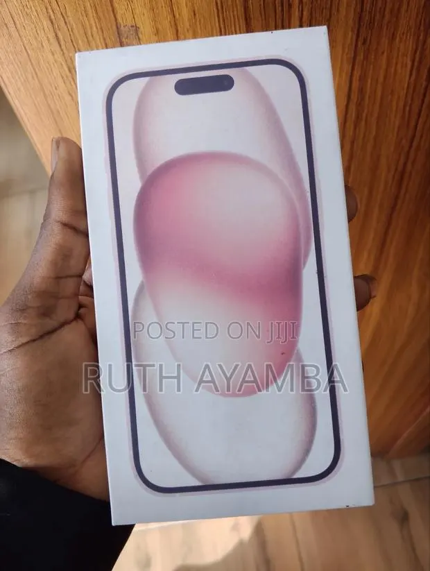 New Apple iPhone 15 128 GB Purple · Photo 1