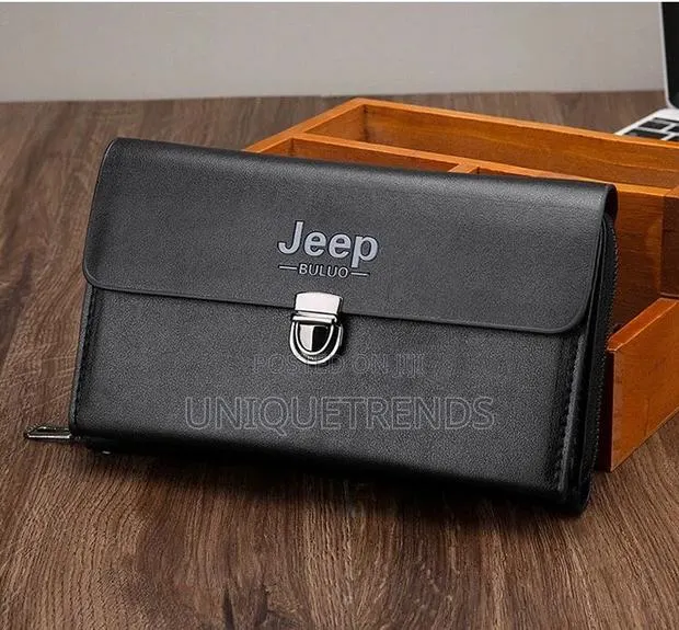 Men’S Leather Pouches · Photo 1