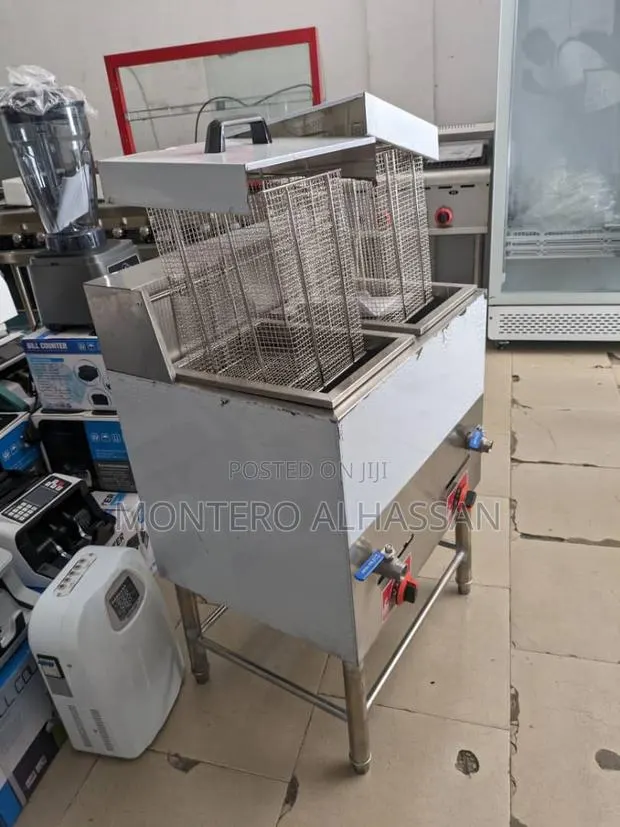 Standing Deep Fryer Double Tank 30Liters · Photo 1