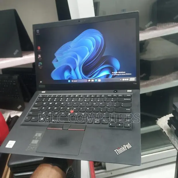Laptop Lenovo ThinkPad T14s Gen 1 16GB Intel Core i5 SSD 256GB · Photo 1