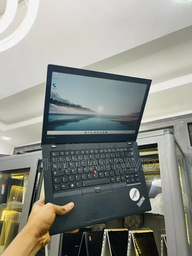 Laptop Lenovo ThinkPad T470 8GB Intel Core i5 SSD 256GB · Photo 1