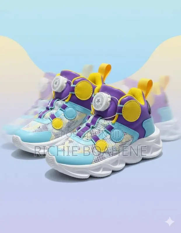 Boy Sneaker Size 29 · Photo 1