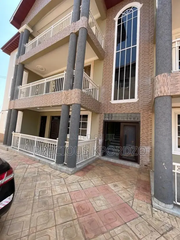 2bdrm Apartment in Ashiyie Adenta for rent · Photo 1