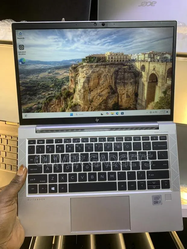 Laptop HP EliteBook 840 G7 16GB Intel Core i7 SSD 512GB · Photo 1