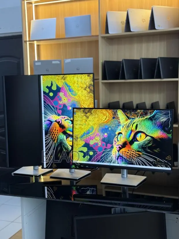 Dell P2721Q 27” 4K UHD IPS Edgeless Monitor · Photo 1