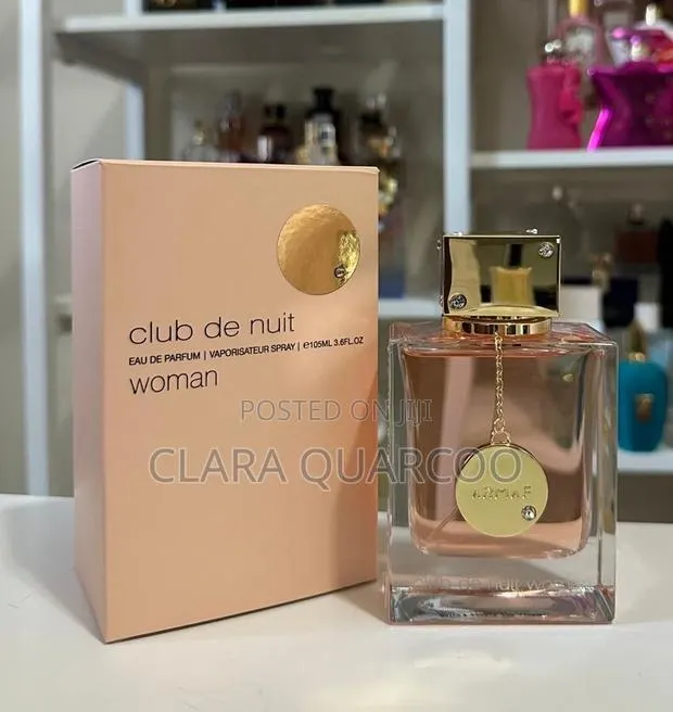 Club De Nuit Woman · Photo 1