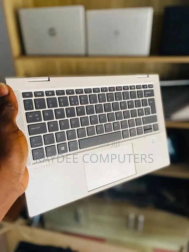 Laptop HP EliteBook 830 G7 8GB Intel Core i5 SSD 256GB · Photo 1