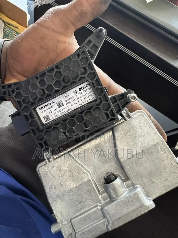2018 Honda Accord Radar Sensor 2.0T · Photo 1