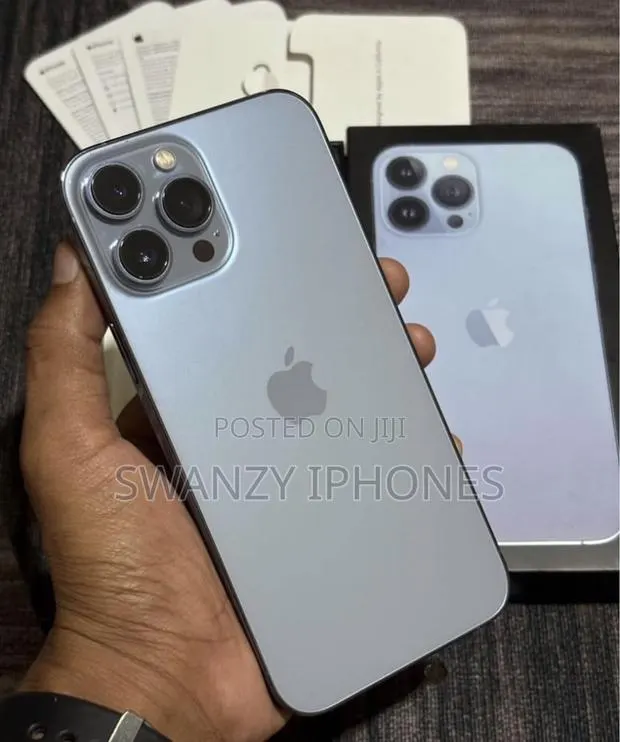 Apple iPhone 13 Pro Max 128 GB Black · Photo 3
