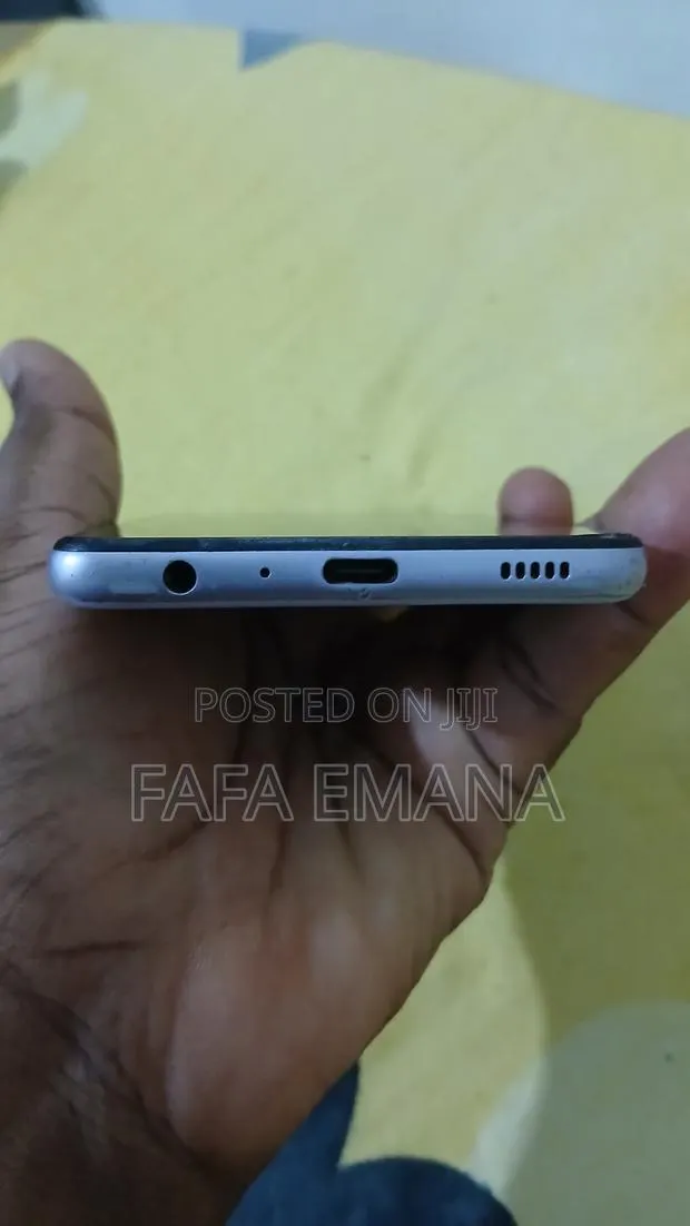 Samsung Galaxy A22 64 GB Purple · Photo 1