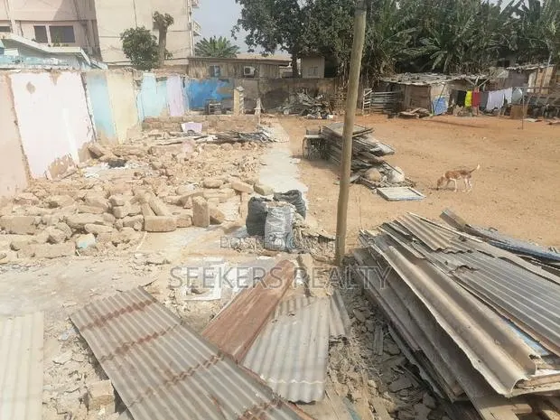 One Plot of Land for Sale at Osu Ako Adjei · Photo 1