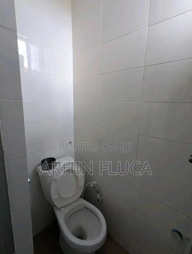 2bdrm Apartment in Arhin, Overhead for rent · Photo 1