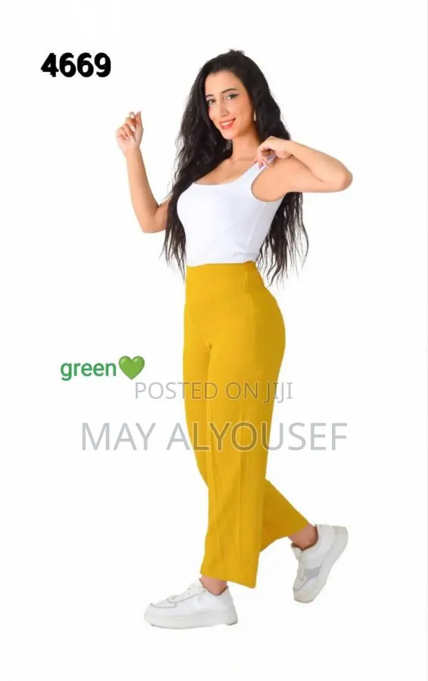 Woman Clothes · Photo 1