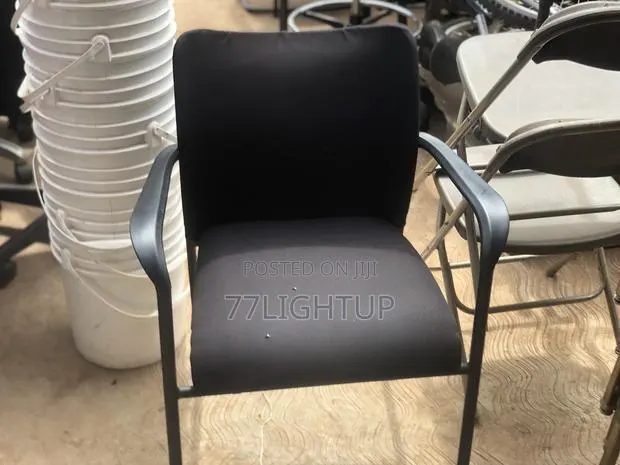 Black Chair · Photo 1