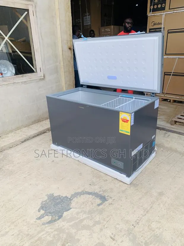 Extremely Fast Samsung 371l Chest Freezer (Model Ri70f37v1gagh) Grey · Photo 1