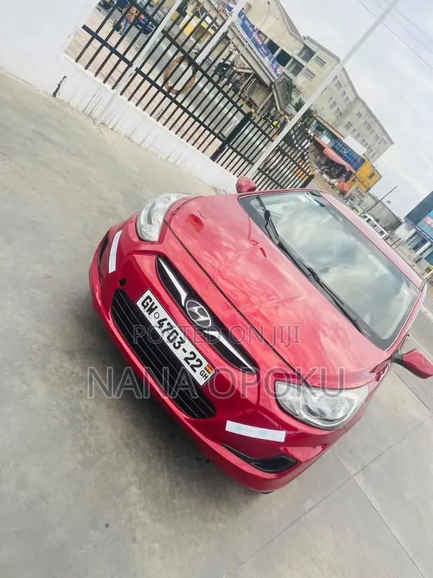 Hyundai Accent 2014 Red · Photo 1