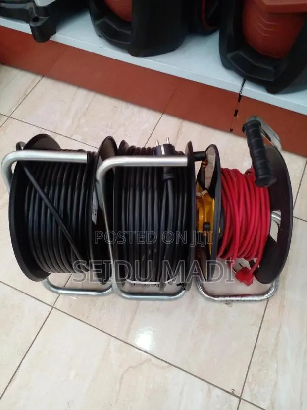 Extension Cable · Photo 1