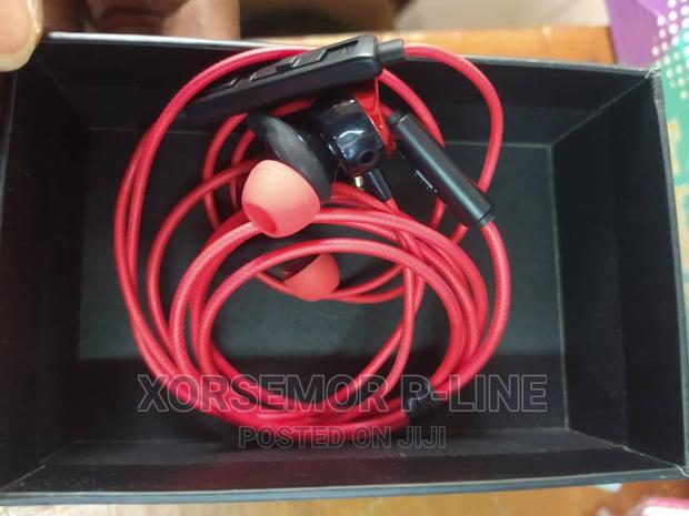 5.0 Bluetooth Smart Earphone · Photo 4