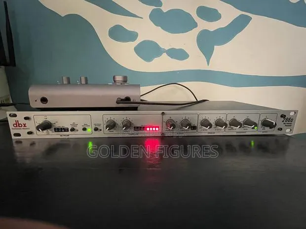 DBX 286s Microphone Pre Amp · Photo 1