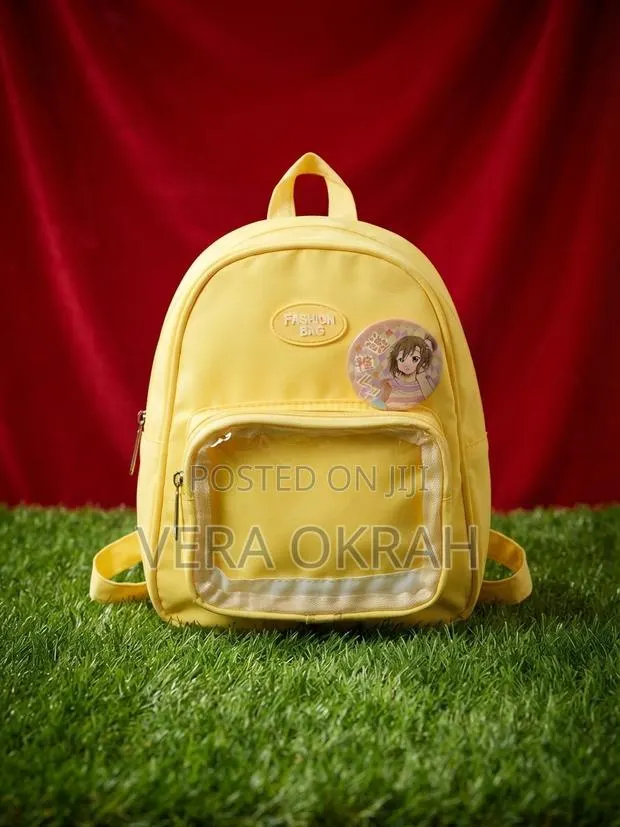 Kids Yellow Backpack · Photo 1