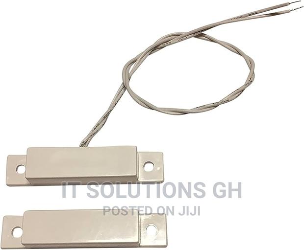 Wired White Door Contacts Surface Mount NC Alarm Security Wi · Photo 1