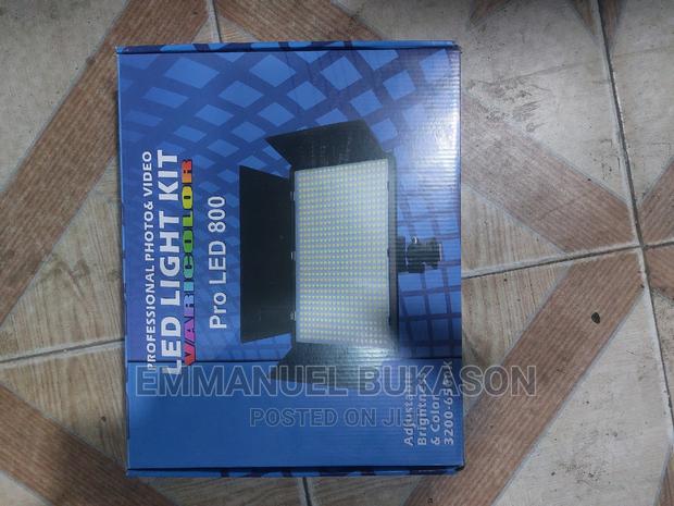 Professional Photo and Video LED Light Kit · Photo 3
