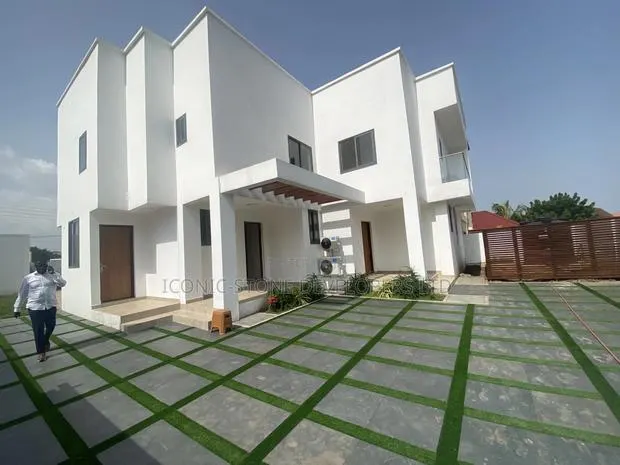 4bdrm Mansion in American House, East Legon for sale · Photo 1