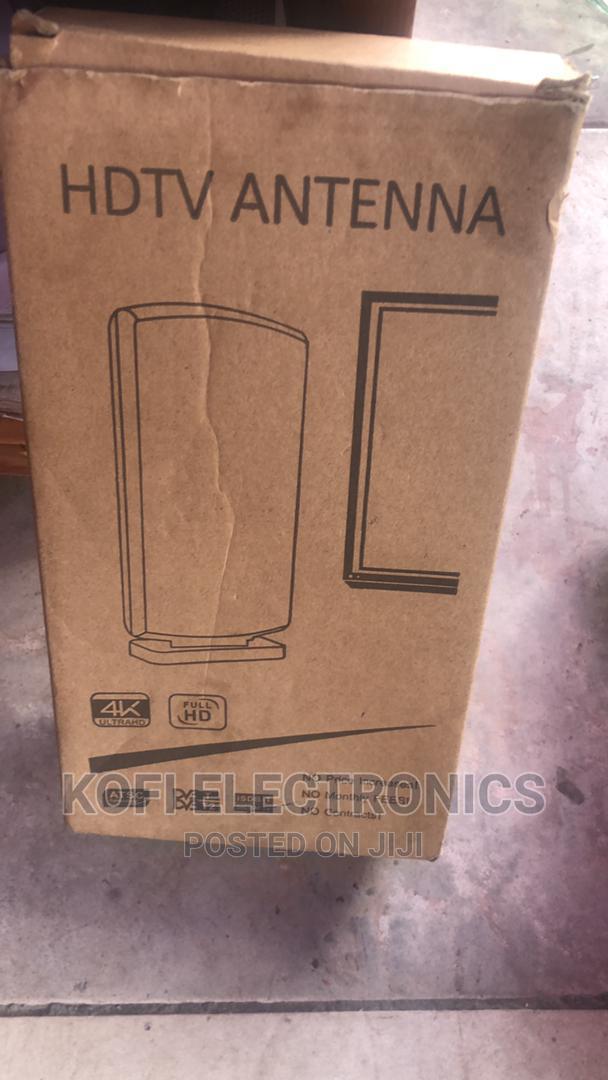 Multidirectional Indoor Antenna · Photo 1