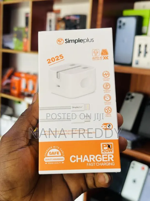 Apple Lightening-USB C Charger · Photo 1