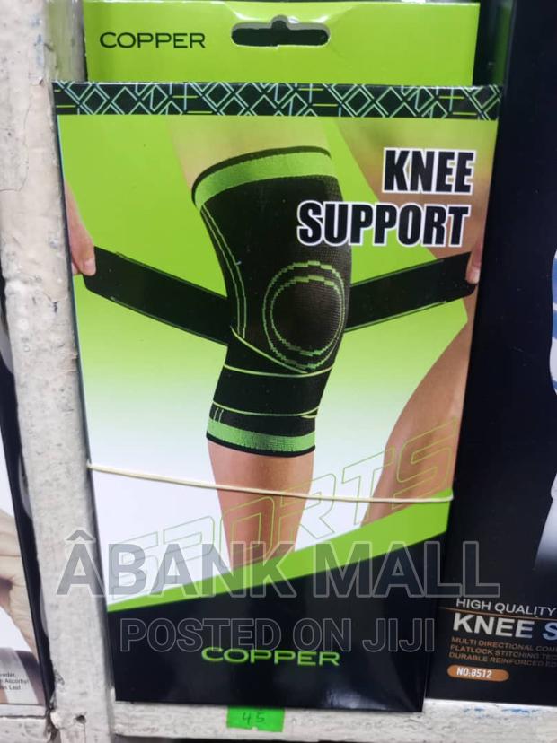 Knee Support · Photo 1