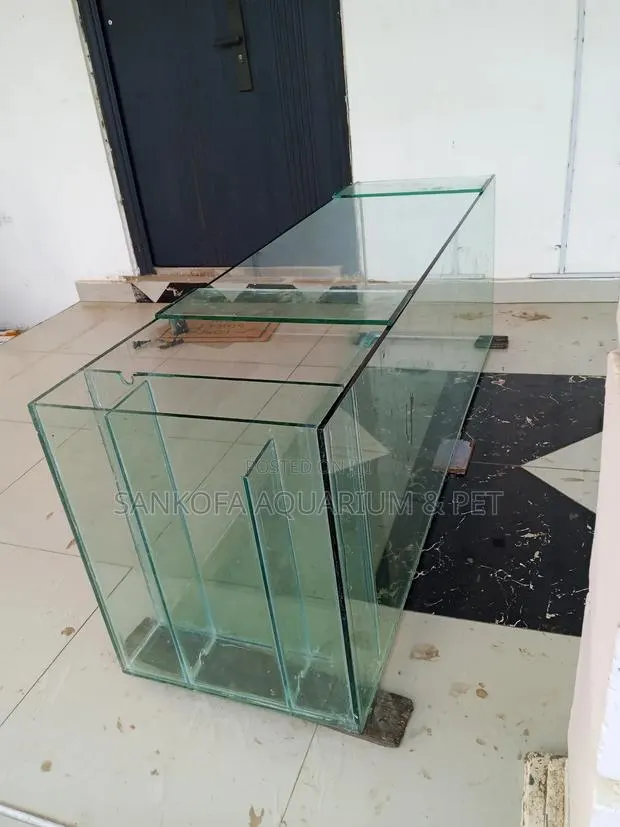 6 Feet Aquarium Fish Tank · Photo 1