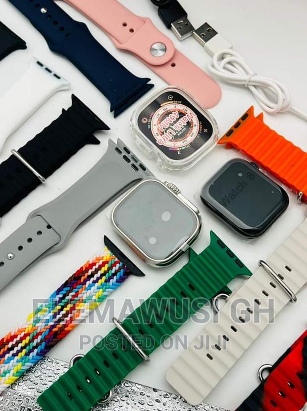 12in1 Series 8 and Ultra Smart Watch · Photo 2