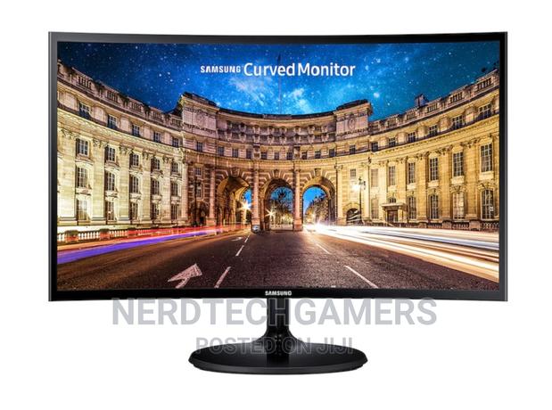 SAMSUNG CURVED 27" Monitor · Photo 2